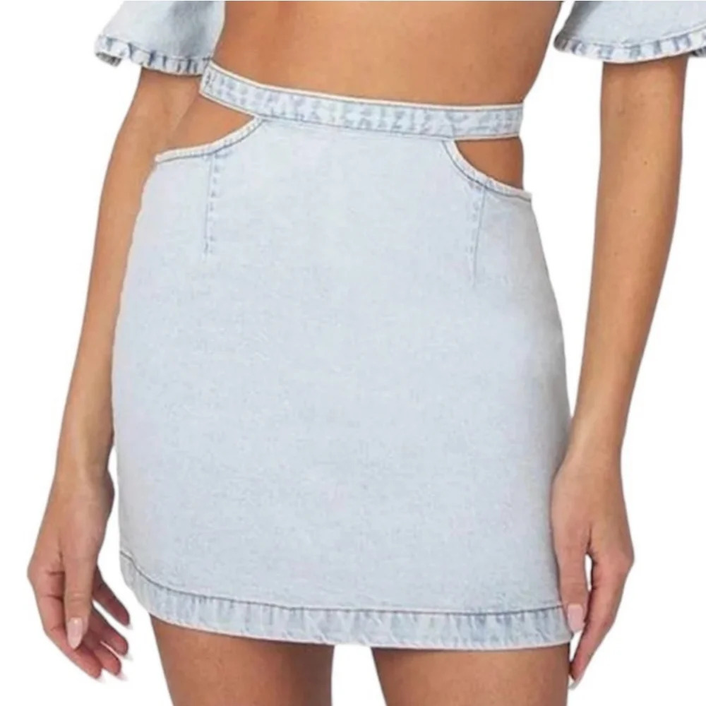 Denim Mini Skirt - NWT WeWoreWhat Cut Out Indigo Comfort Skirt